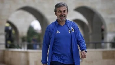 Aykut Kocaman, İstanbul’a geldi 44 İsmail Kartal’ın ayrılığı sonrası teknik direktör arayışını sürdüren Fenerbahçe’de Aykut Kocaman’ın İstanbul’a gelmesi dikkat çekti.