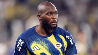 Fenerbahçe’nin UEFA Şampiyonlar Ligi’nde Aston Villa ile oynayacağı kritik karşılaşma öncesinde Romelu Lukaku’nun sakatlandığı öne sürüldü.