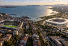 Fenerbahçe’nin taşınma tartışması sürüyor 4 Yeni stat önerisi, İstanbul’un kıyı alanlarının kullanımı ve çevresel etkiler konusunda tartışma yarattı.